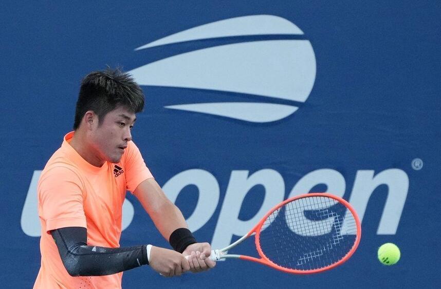 向以防守闻 向以防守闻